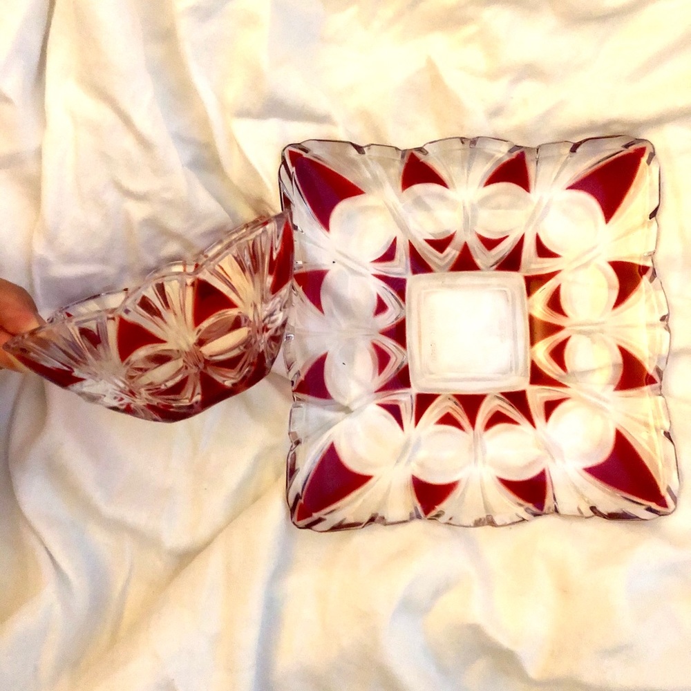 Glass plate and bowl
